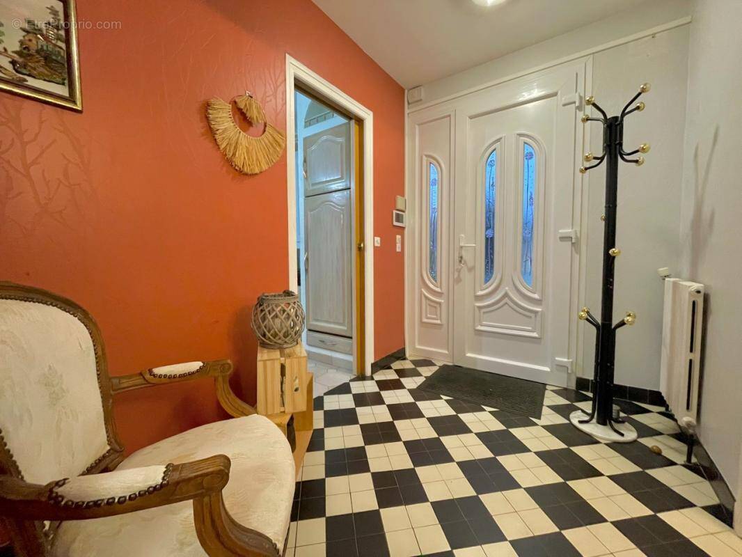 Maison à COULOMMIERS