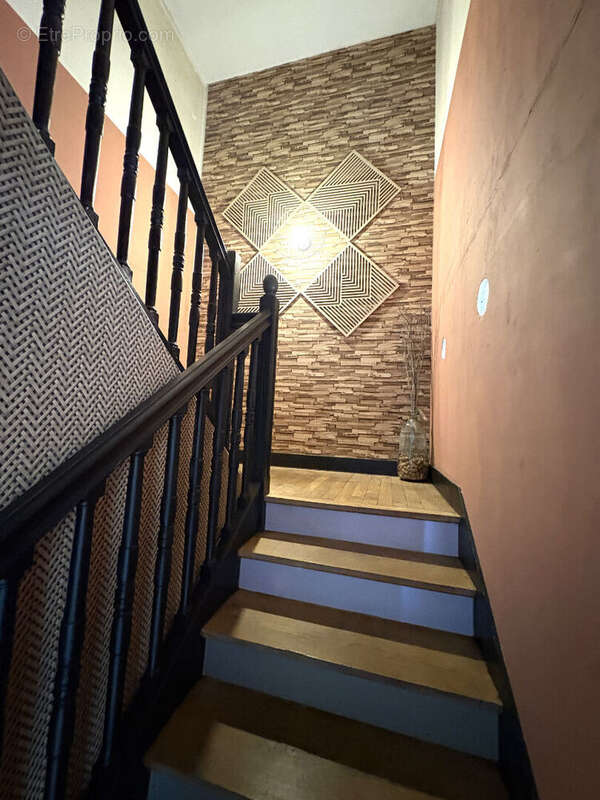 Maison à DOMBROT-LE-SEC
