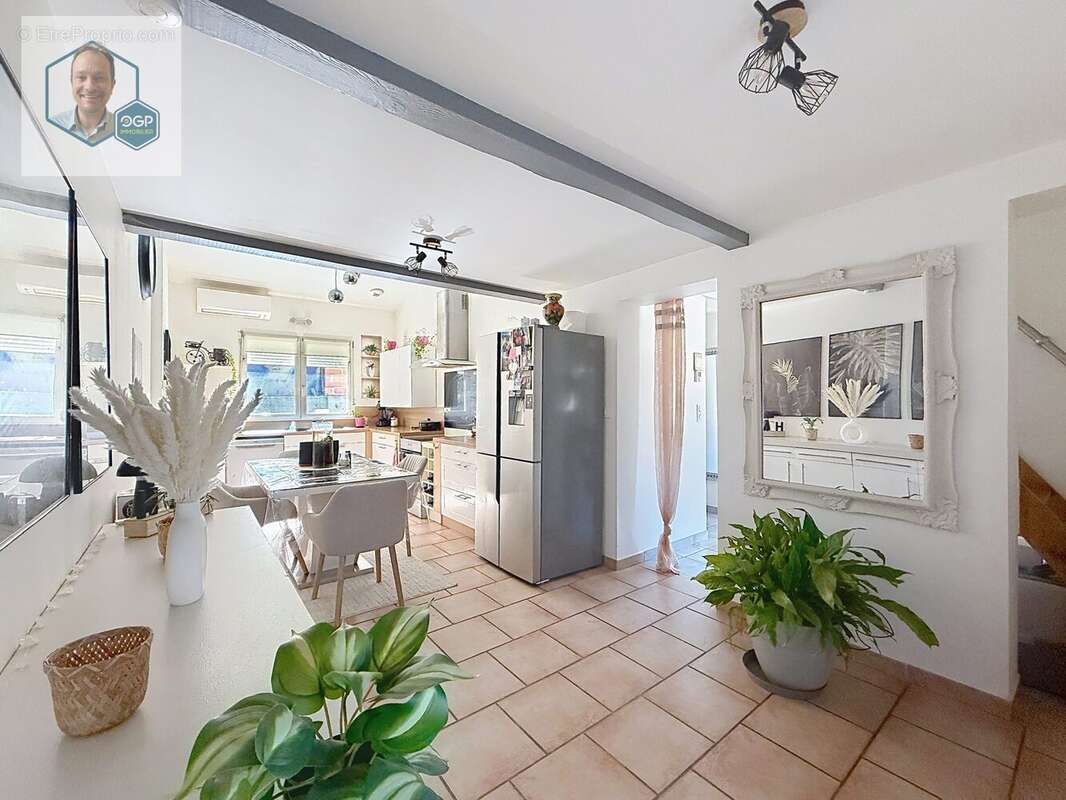Maison à BRUGUIERES