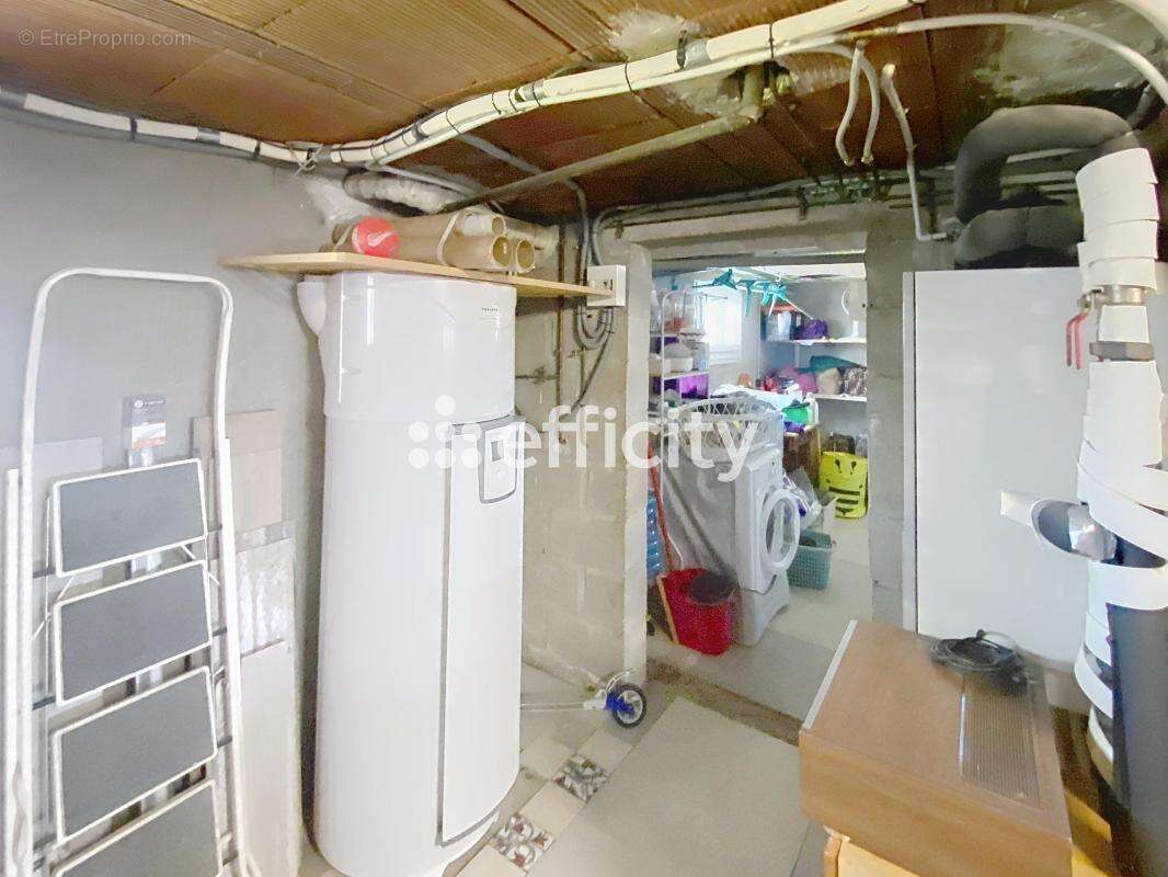 Maison à SAINT-MAURICE-SUR-FESSARD