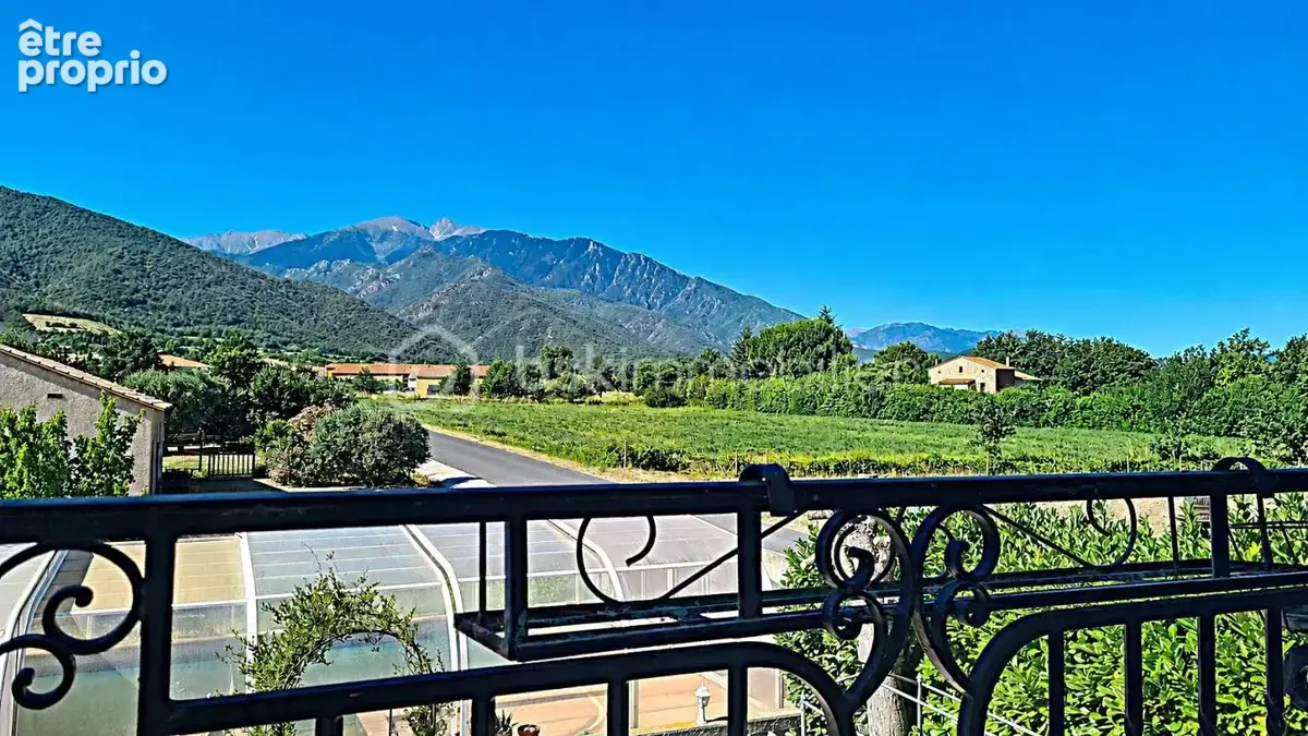 Maison 4 faces avec vue sur le Canigou – 1760 m² de terrain, piscine, garage, dépendance, panneaux solaires - photo 9