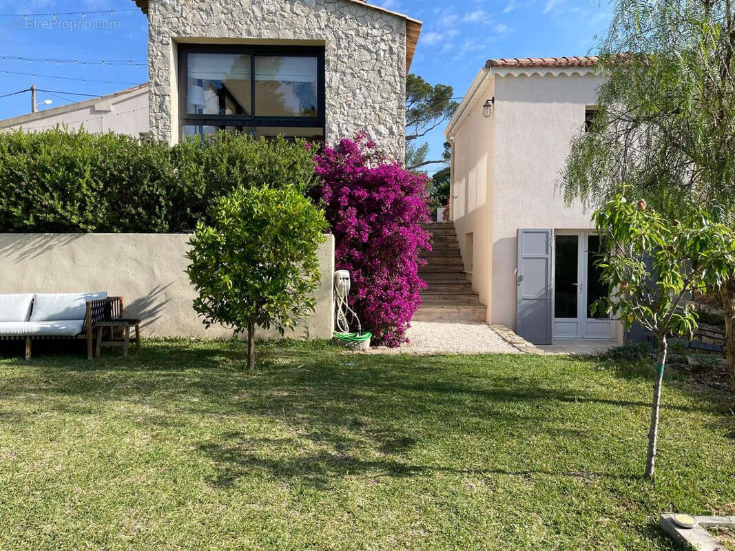 Maison à SAINT-RAPHAEL