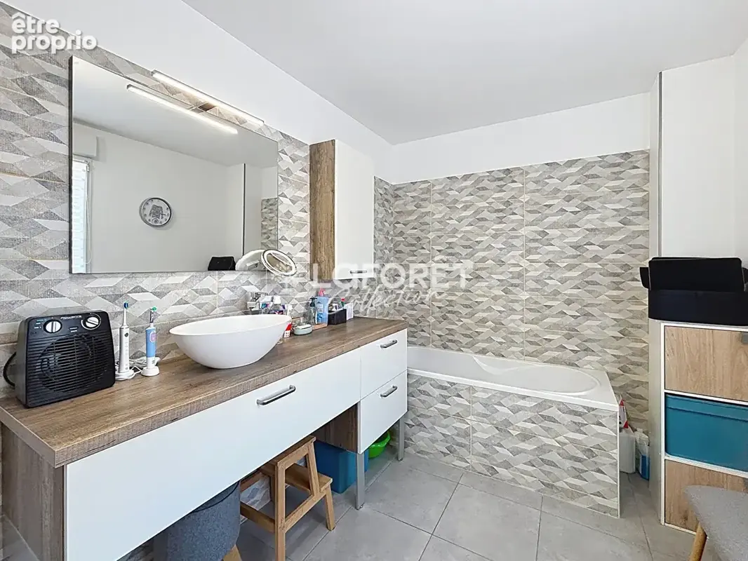 Maison moderne 7 pièce(s) 150 m2 - photo 7