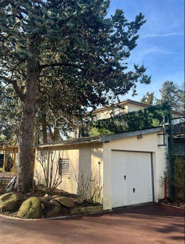 Maison à VILLEMOISSON-SUR-ORGE
