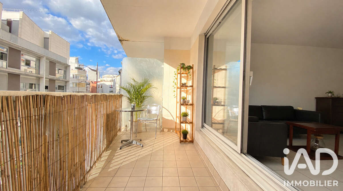 Photo 4 - Appartement à PARIS-20E