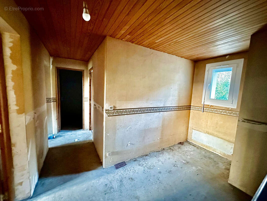 Maison à VELLEROT-LES-BELVOIR