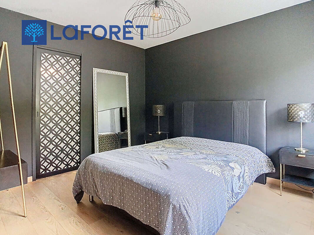 Maison à MUR-DE-BRETAGNE