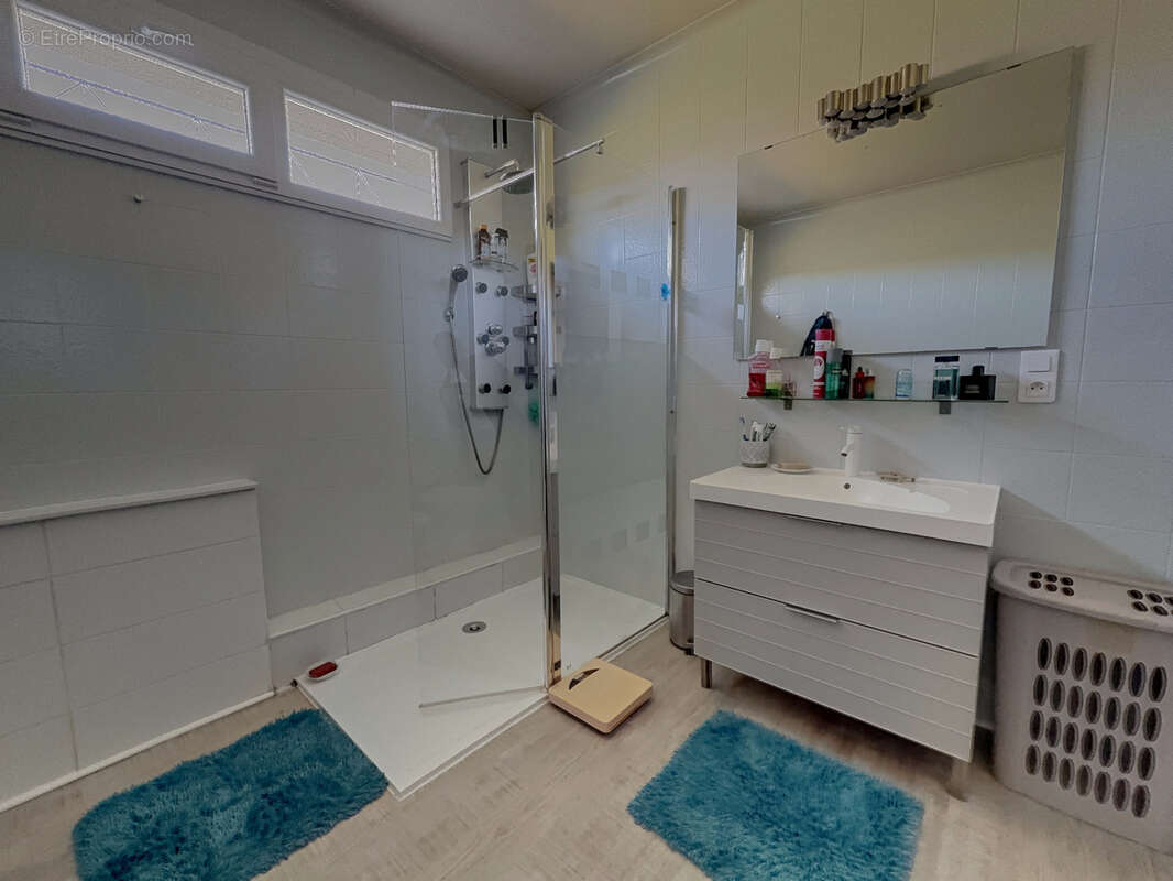 Appartement à MATTAINCOURT