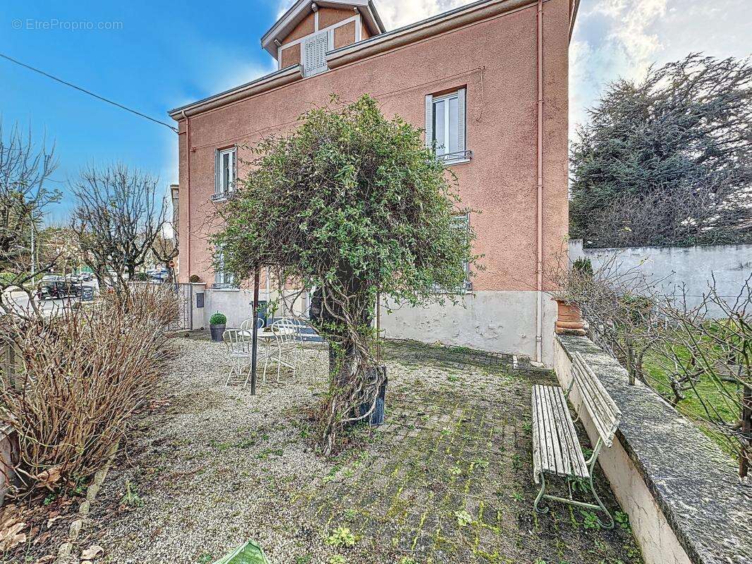 Maison à SAINT-CHAMOND