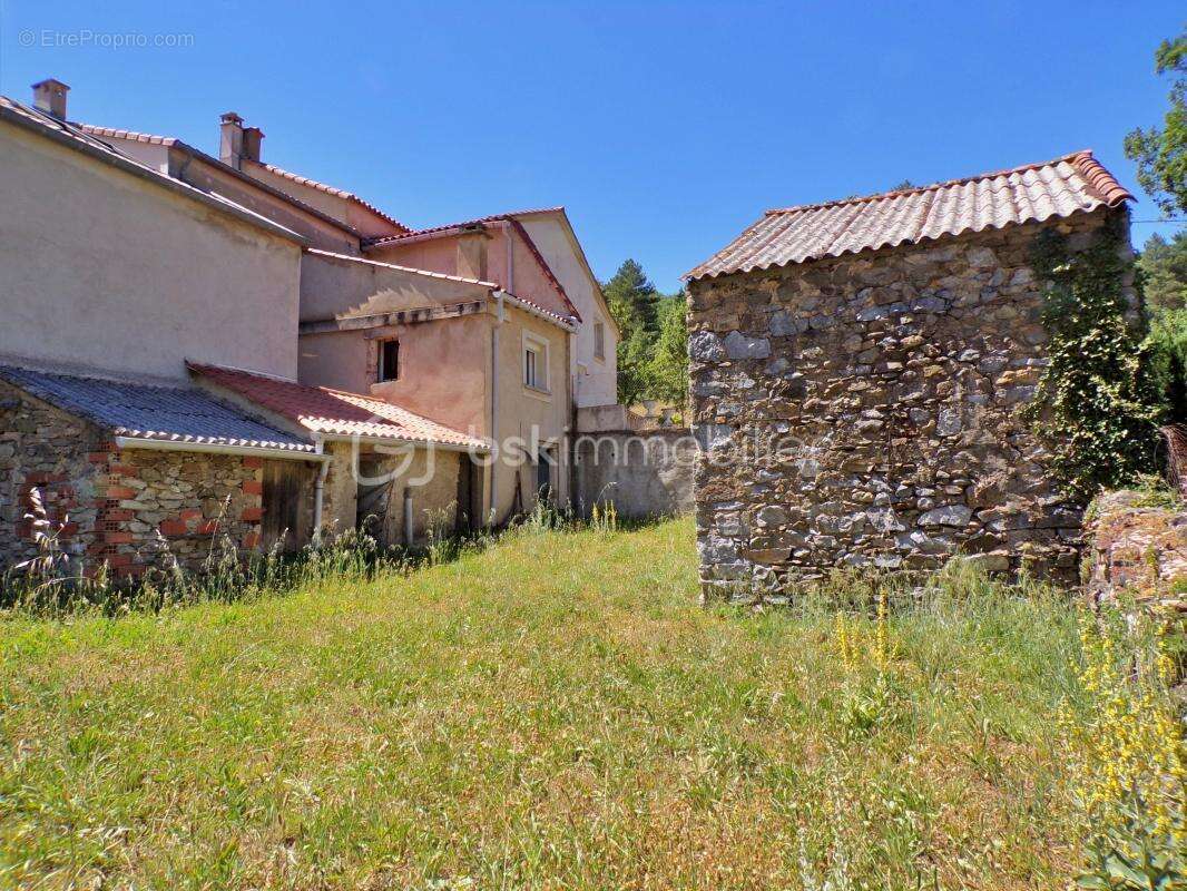  RIEUSSEC – Maison de village 144 m² – Terrain 600 m² – 4 chambres – DPE D - photo 11