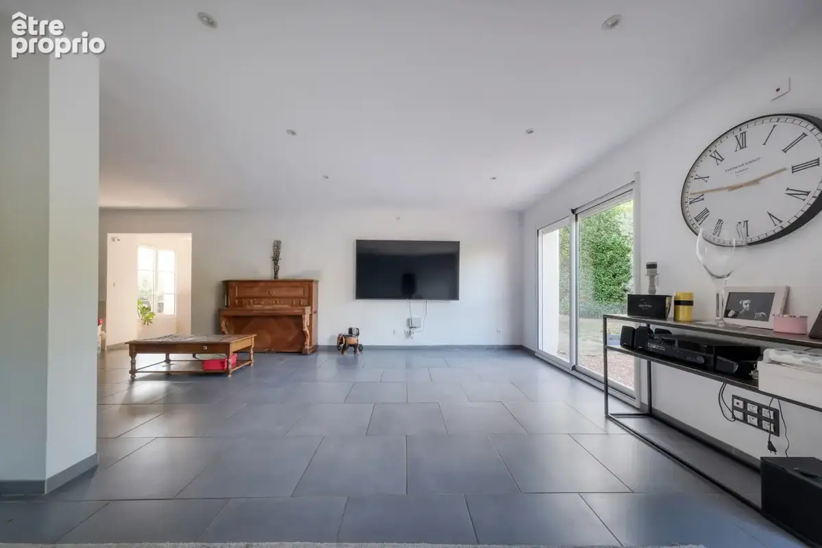 Belle et grande maison familiale - 290m2 au sol - 6 chambres - sous-sol total - photo 12