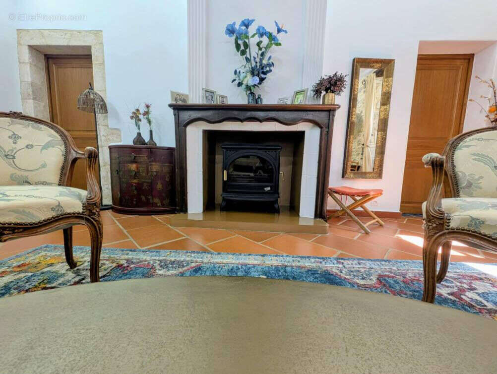 Maison à GOUDARGUES