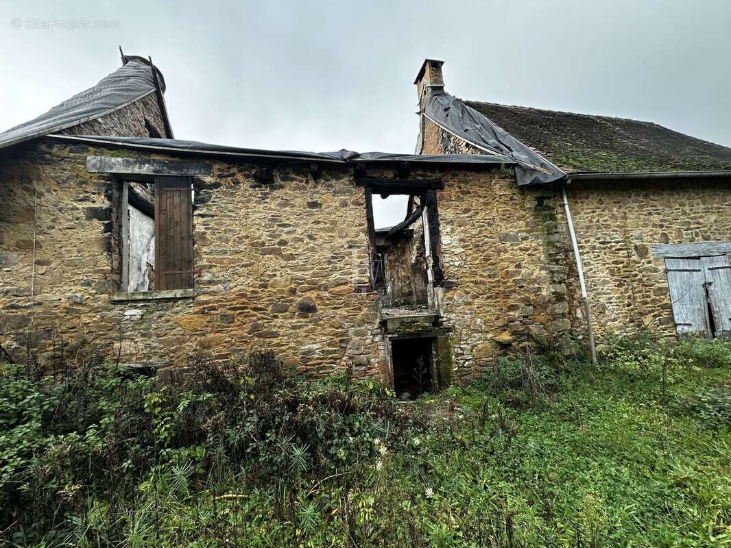 Maison à MAGNAC-BOURG