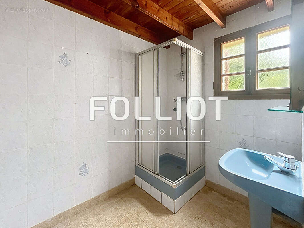 Une exclusivité à fort potentiel proche de la mer - photo 5