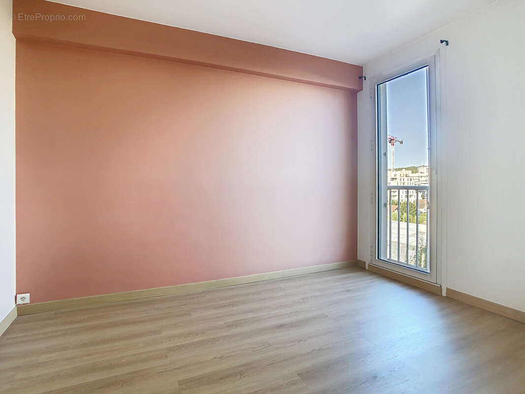 Appartement à RUEIL-MALMAISON