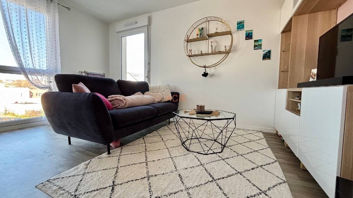 Appartement à LOUVRES