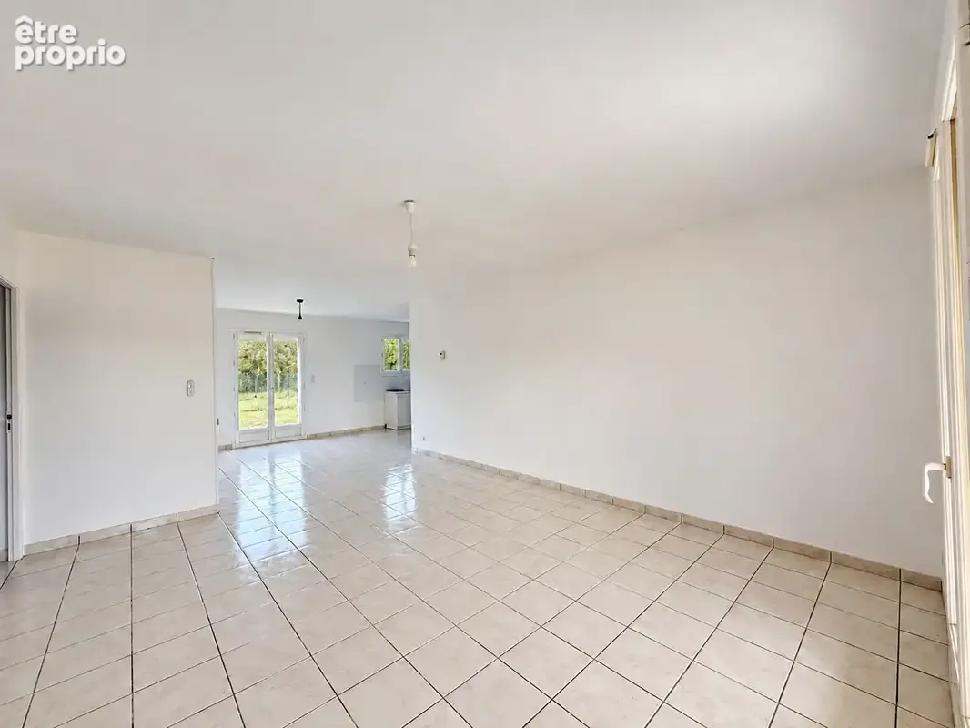 Maison de plain pied à Villeneuve/Lot avec garage - photo 3