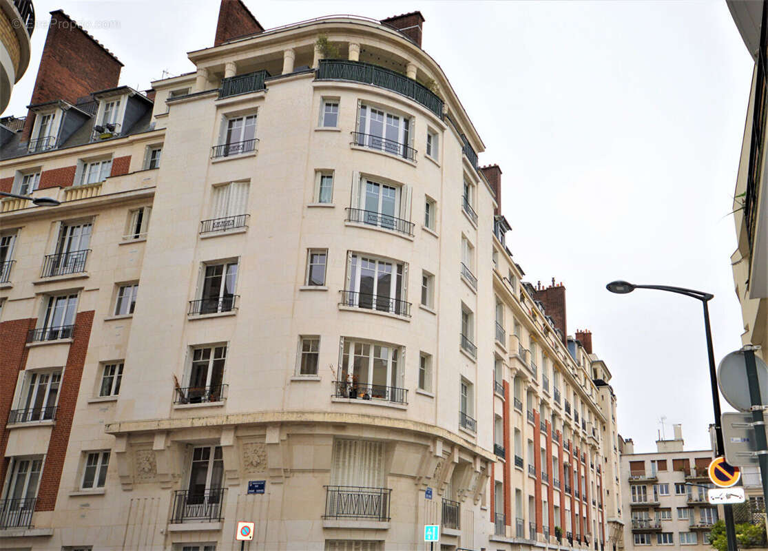 Appartement à ASNIERES-SUR-SEINE