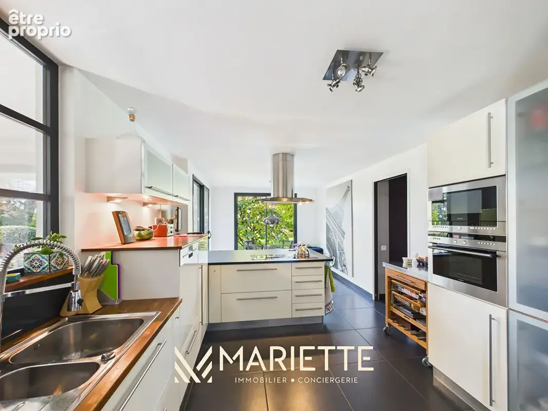 "SHIZU"  Proches commerces - Maison d'architecte de 327 m² - photo 5