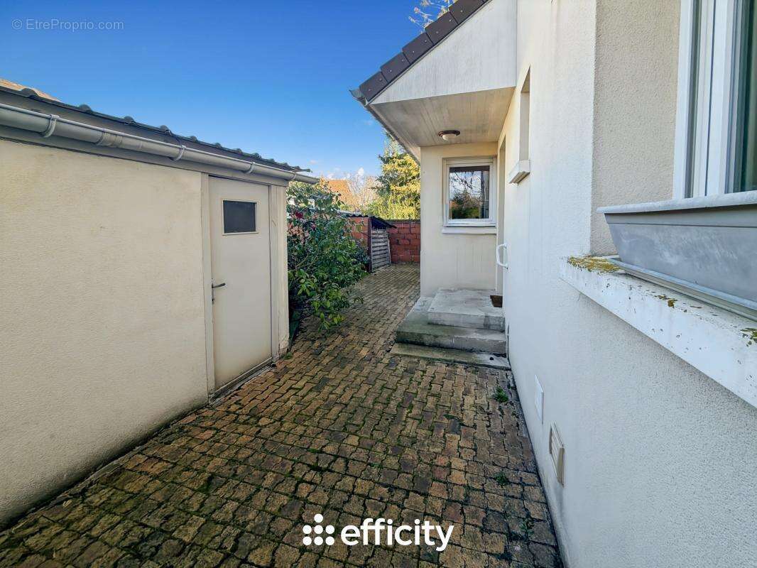 Maison à VILLIERS-SUR-MARNE