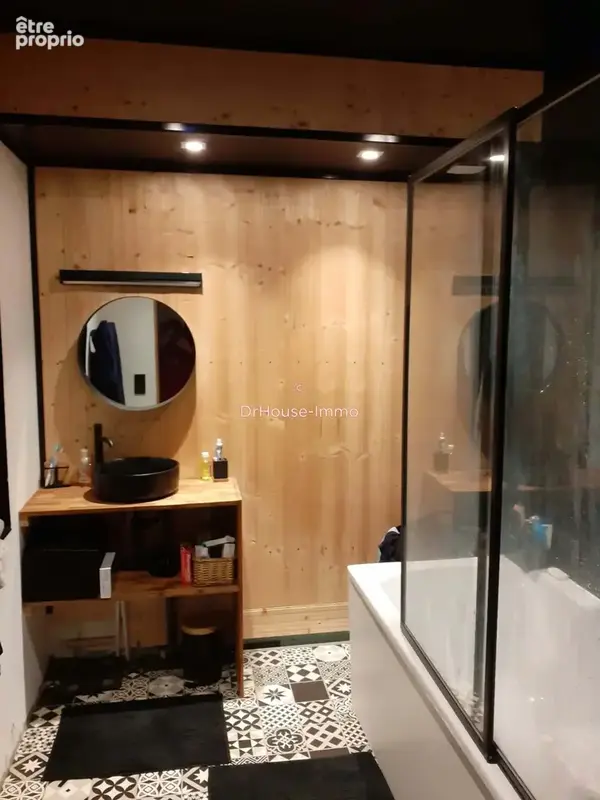 Maison 6 pièces 106 m² à vendre à Le Pont-Chretien-Chabenet (36800) - photo 6
