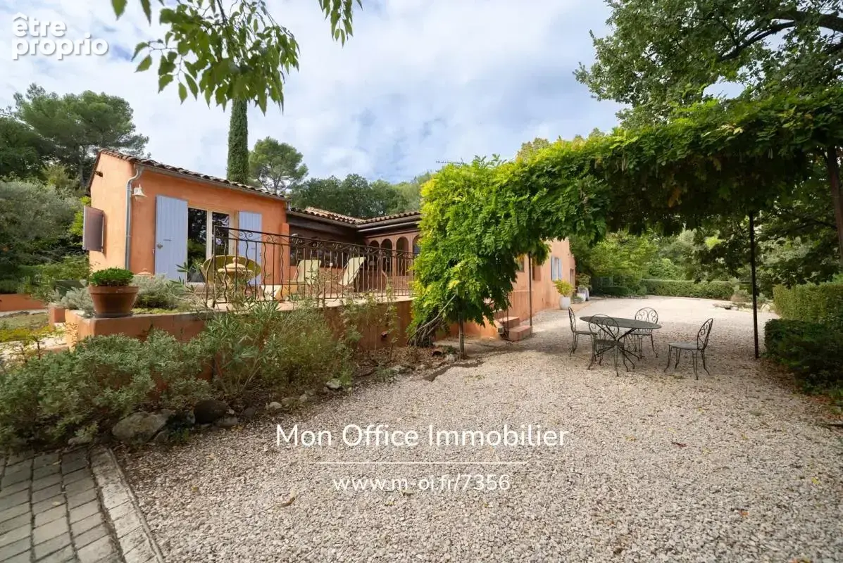 Référence : 7356-MAC - Maison 7 pièces avec piscine, dépendance et garage - photo 16