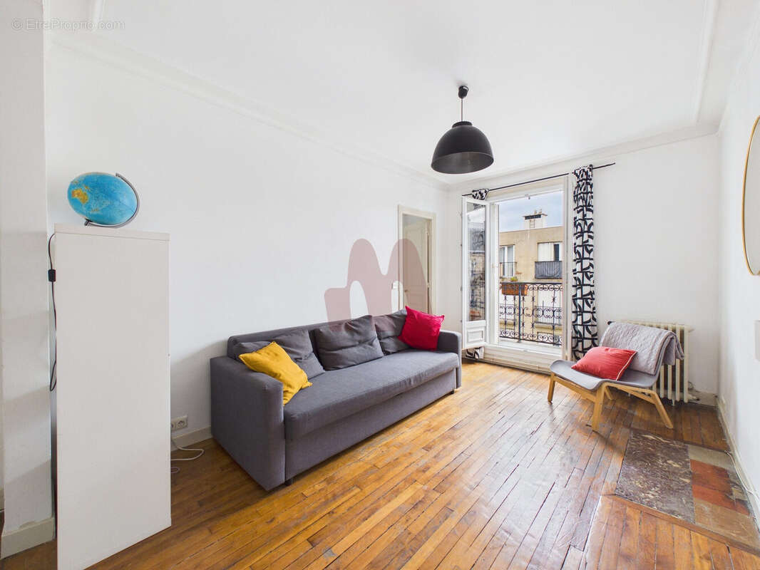 Appartement à PARIS-18E