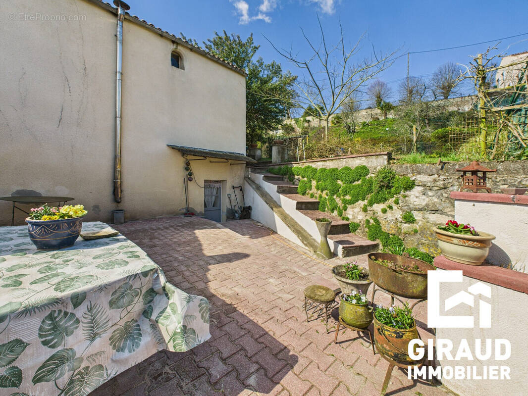Maison à FONTENAY-LE-COMTE