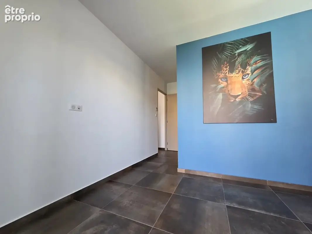A vendre villa T4 de plain-pied 107 m2 avec piscine et garage - photo 13