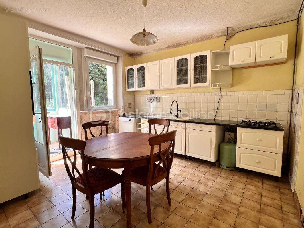 Maison familiale au centre de Châteaulin - photo 6