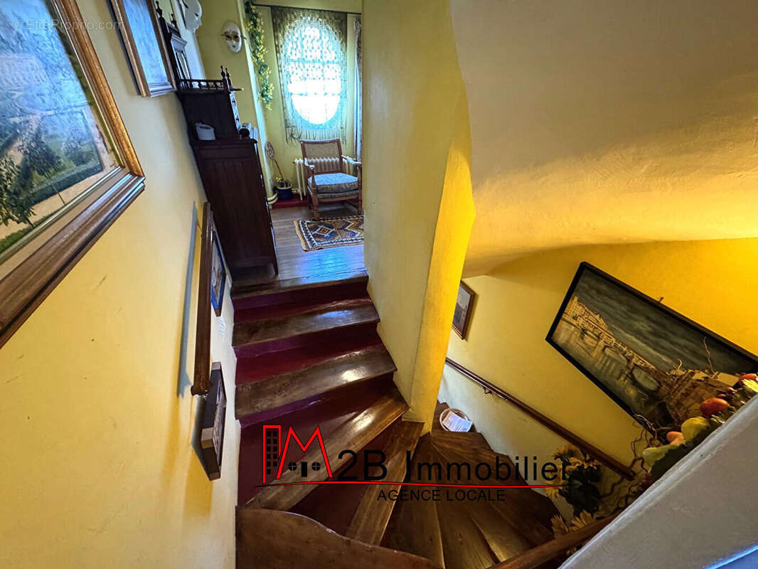 Maison à MONTEVRAIN