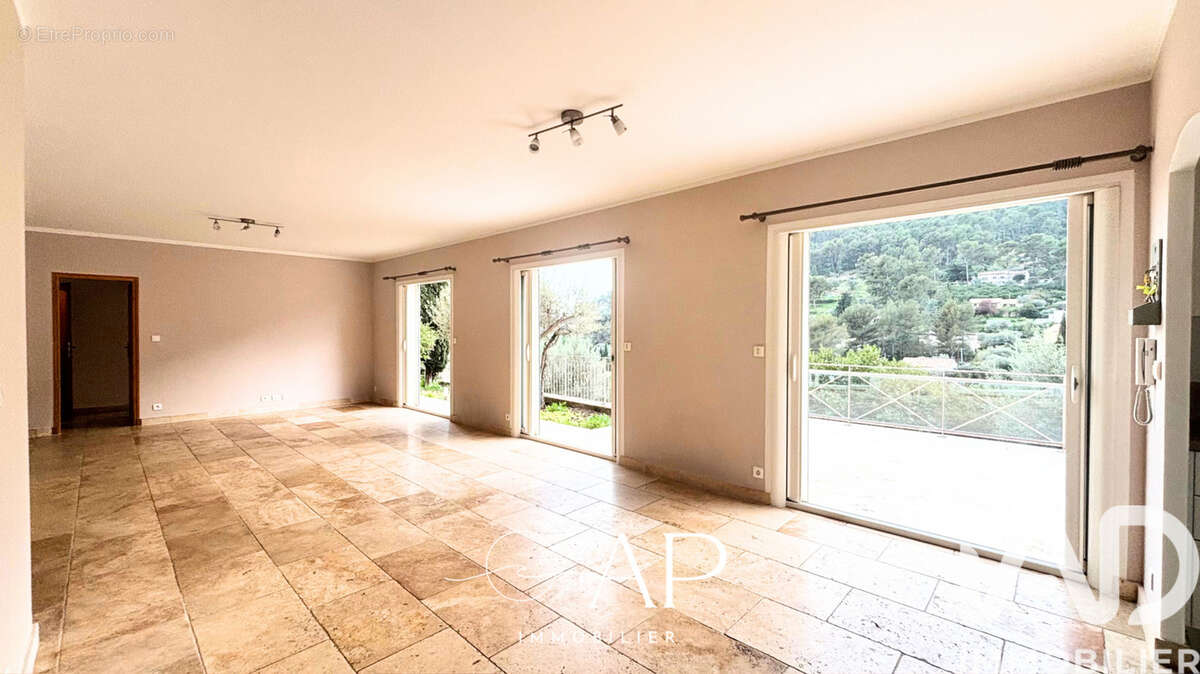 Photo 3 - Maison à LA VALETTE-DU-VAR