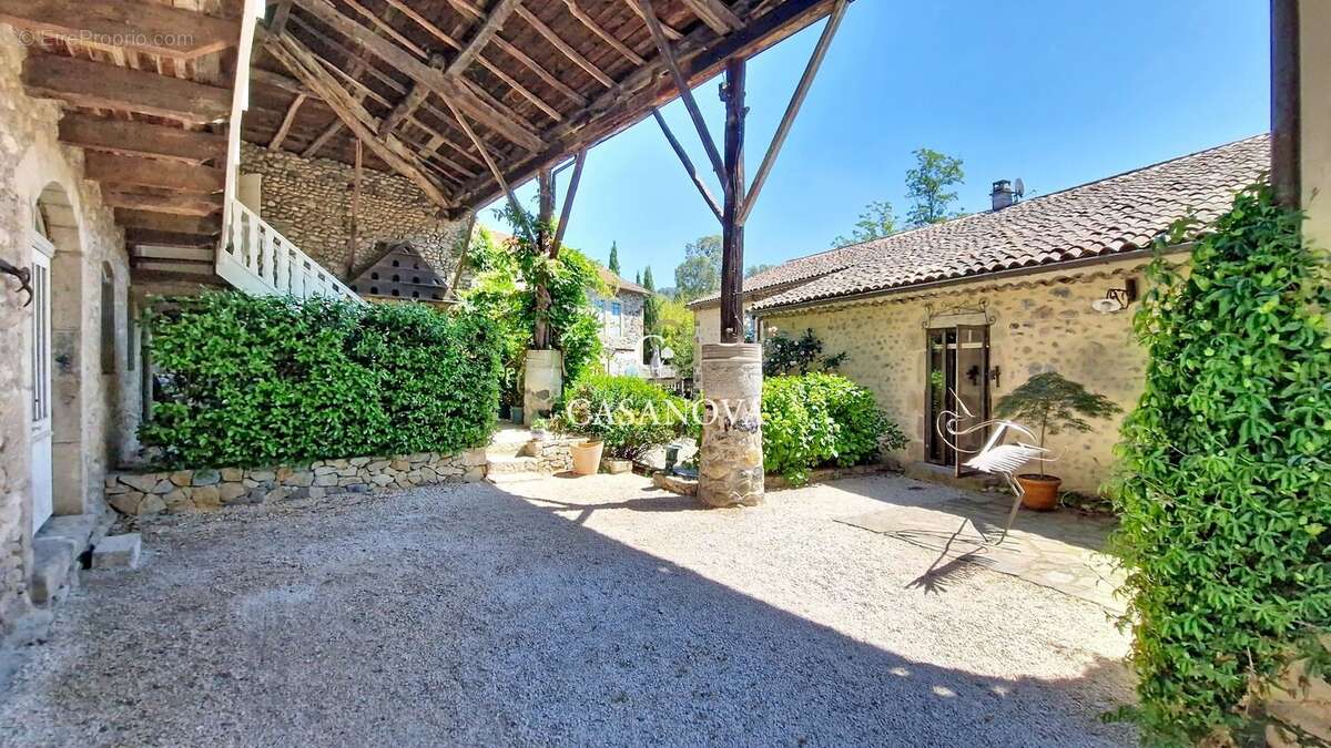 Maison à AUBENAS