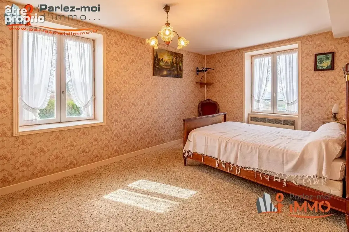 À vendre - Maison de campagne, 8 pièces 15mn Tarare - photo 14