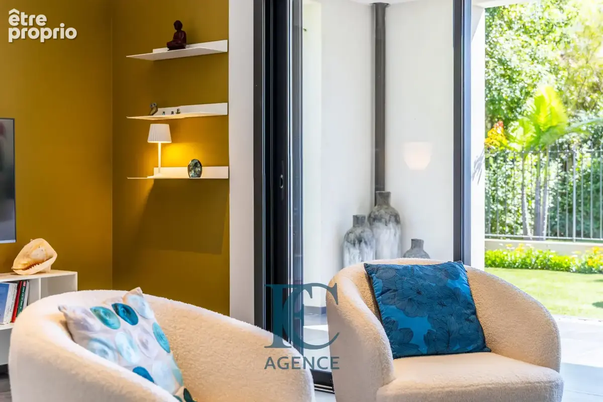 Photo Appartement à Sanary-Sur-Mer au prix de 1 150 000€