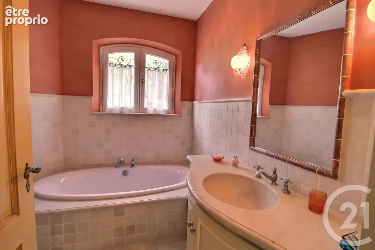 Maison 6 pièces 171 m² à vendre à Biot (06410) - photo 11