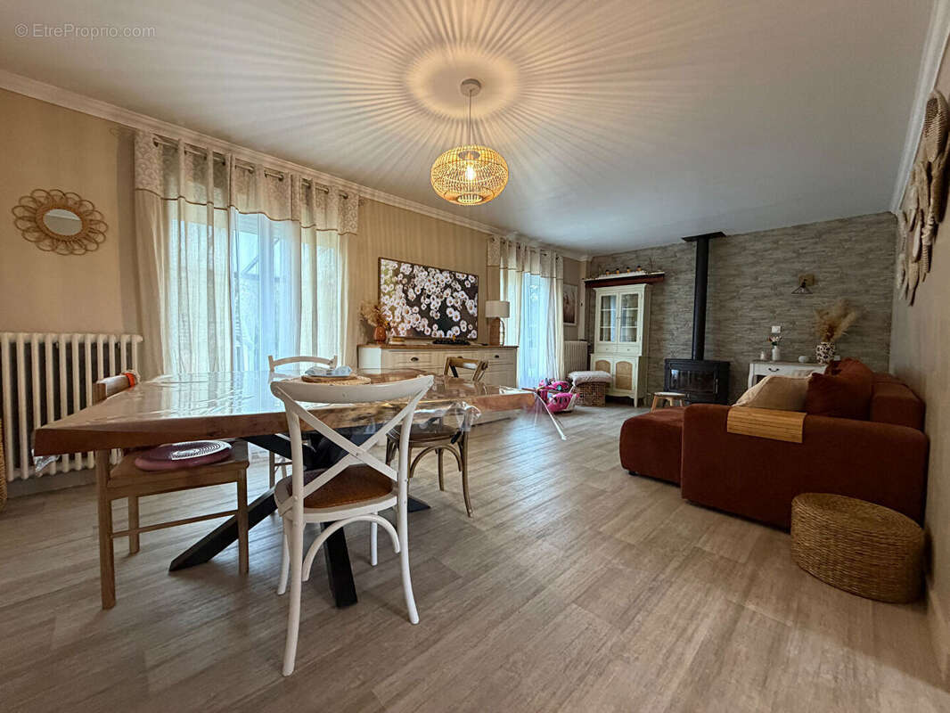 Maison Marbois 5 pièce(s) 123 m2 - photo 2