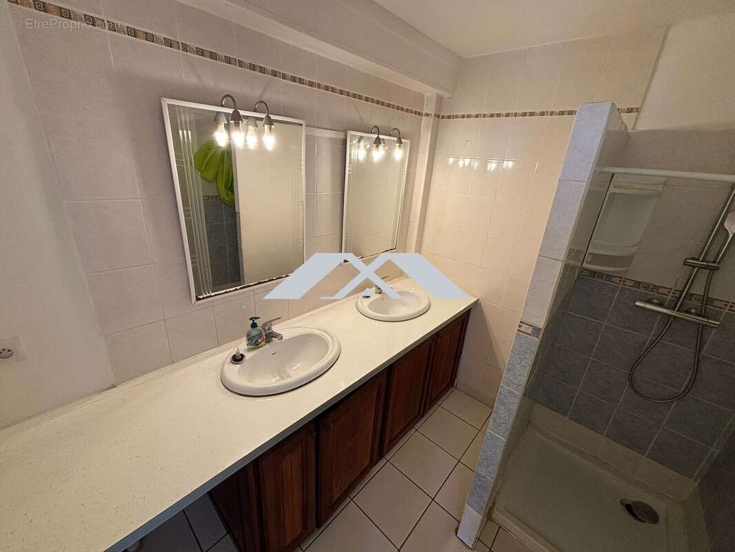 Appartement à SAINT-PIERRE