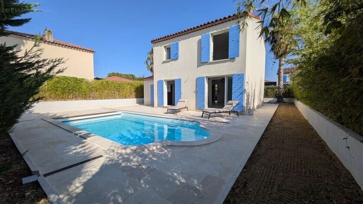 Maison 101 m² à La Ciotat  - photo 8