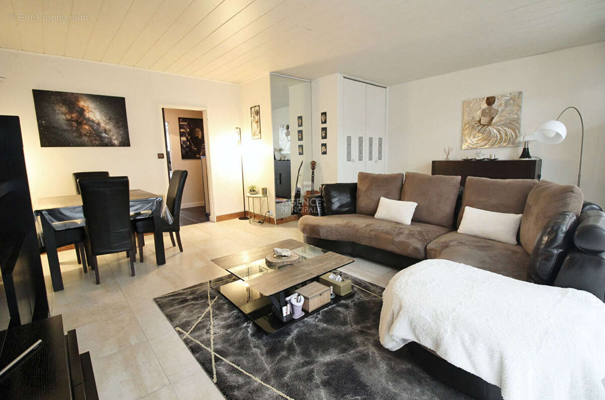 Appartement avec 4 chambres à 15 minutes à pied de la gare d'Ermont-Eaubonne ! - photo 2