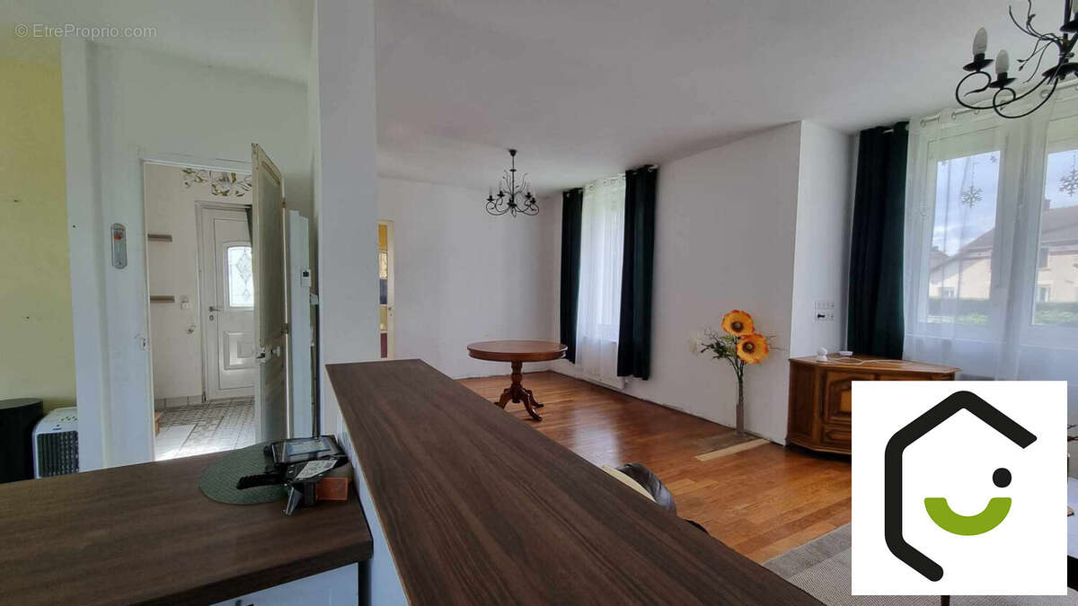 Maison à MONTDIDIER