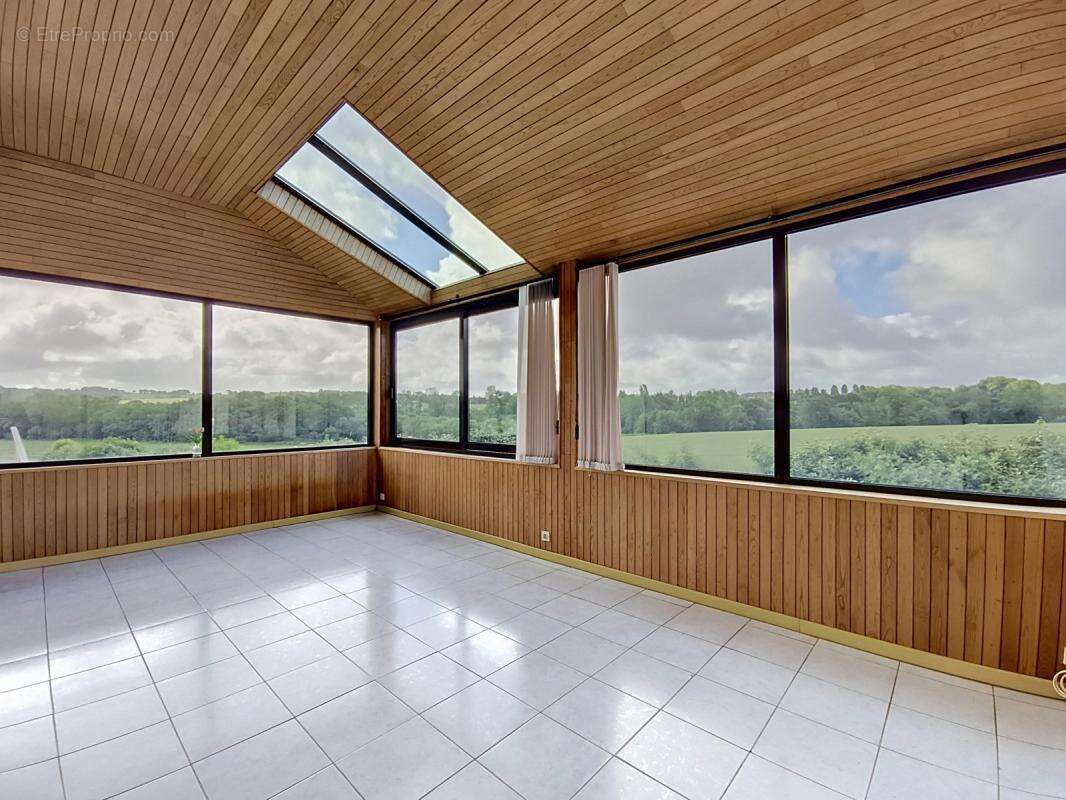 Grande maison familiale avec potentiel de deux logements – Environnement calme et verdoyant - photo 2