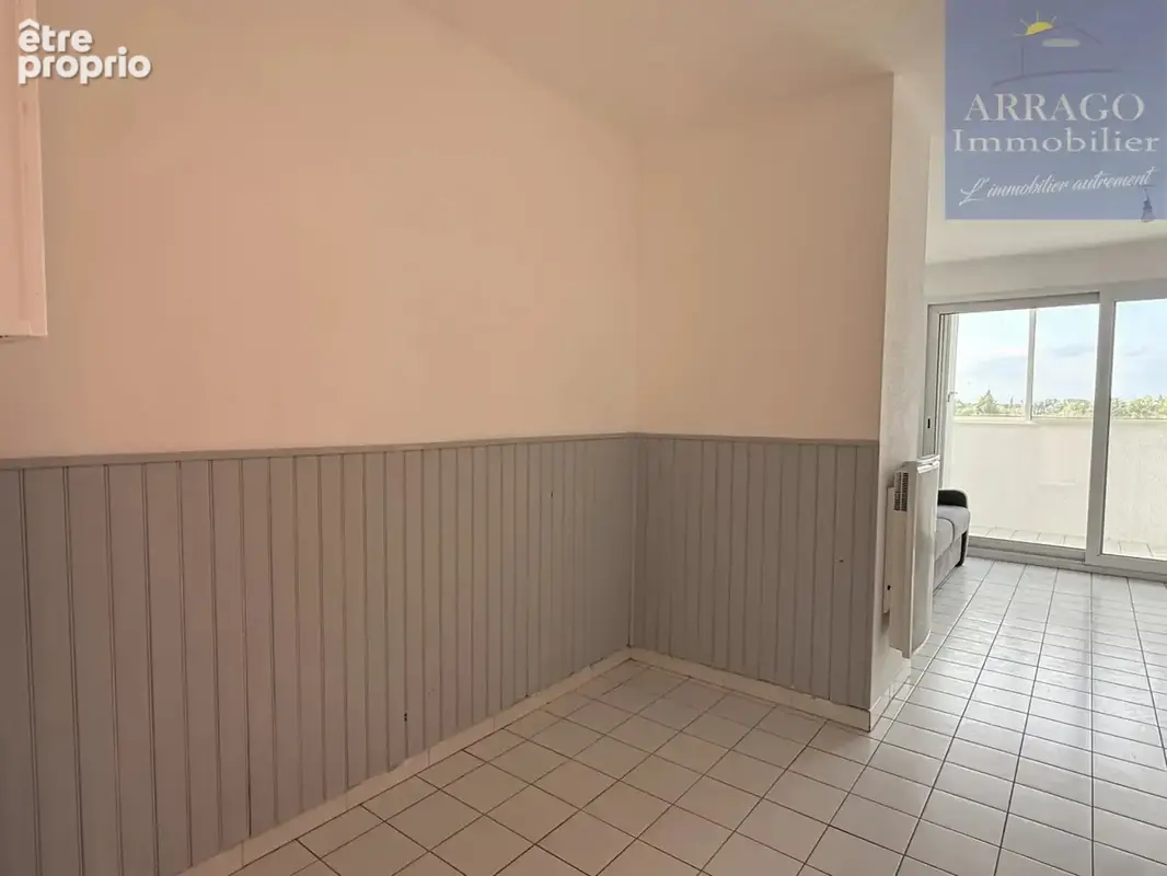 Studio cabine avec balcon, parking en face de la plage à Val - photo 7