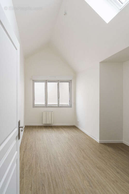 Appartement à SURESNES