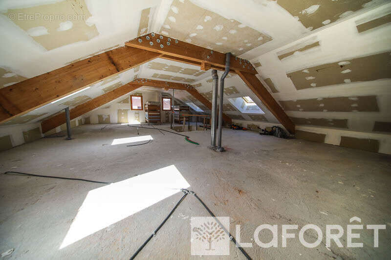 ** maison  type 6 - crévoux - 5 pièces - photo 7