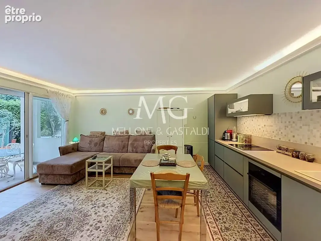 Cannes – haut rue d’antibes – 2 pièces en rez-de-jardin - photo 3