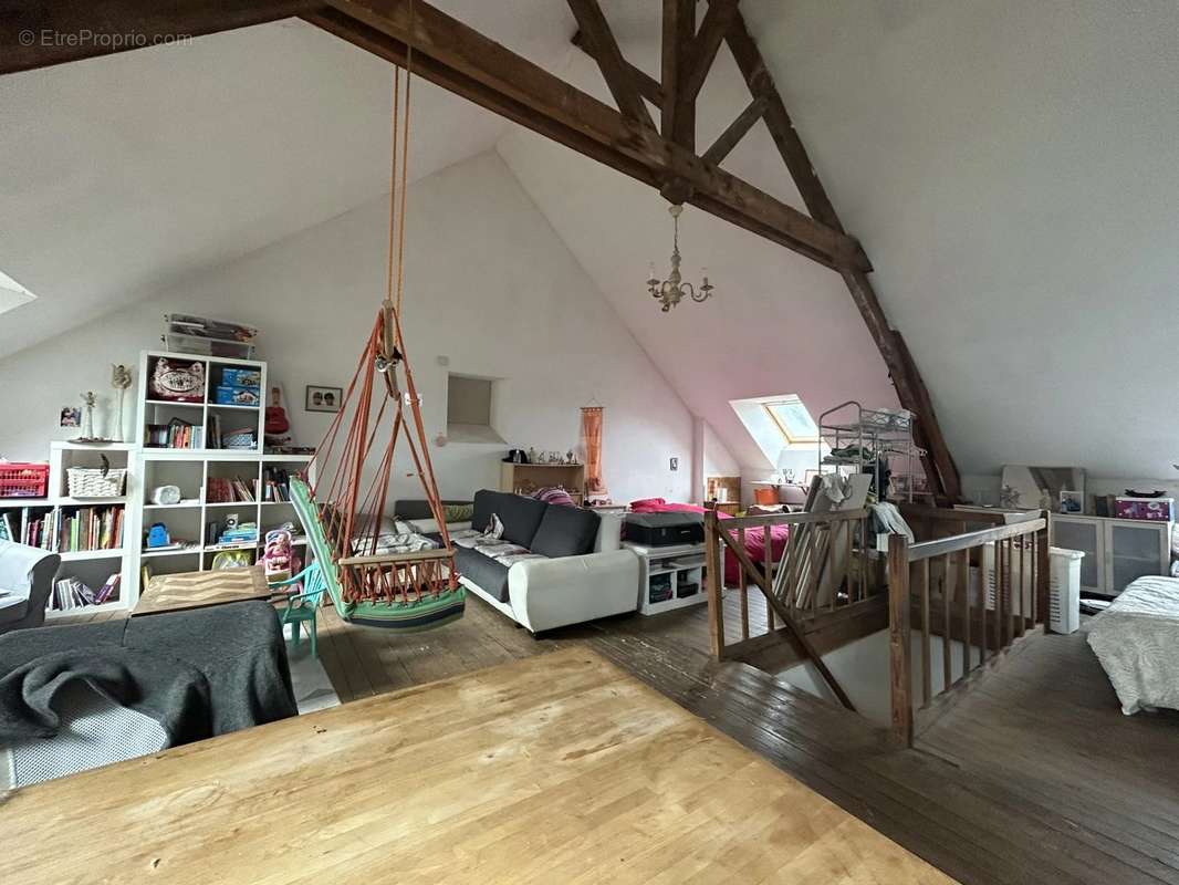 Maison à GOUZEAUCOURT