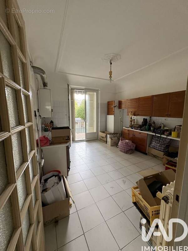 Photo 2 - Appartement à MARSEILLE-8E