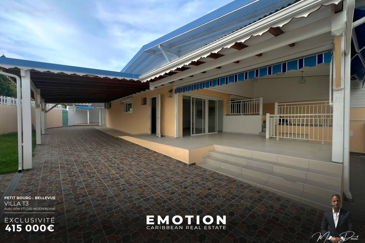 Maison à PETIT-BOURG