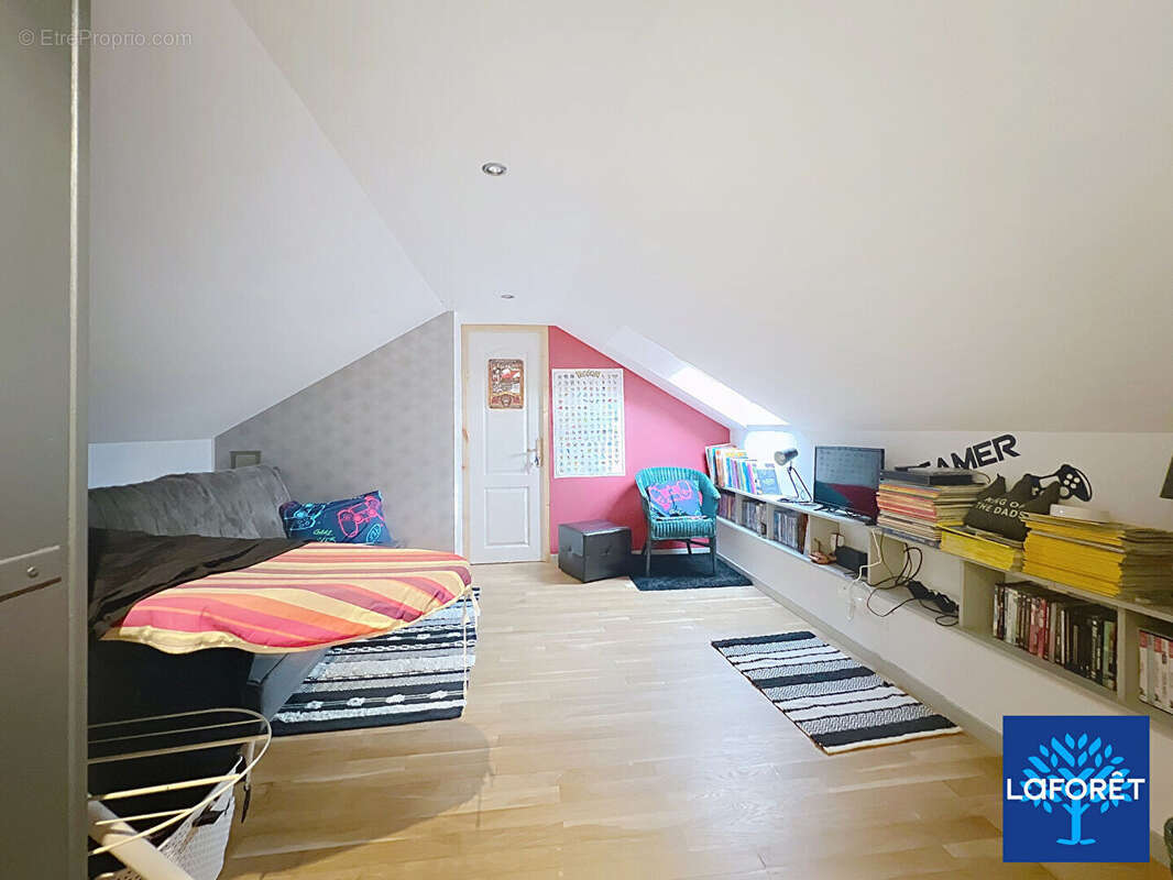 Maison  9 pièce(s) 210 m² - photo 11